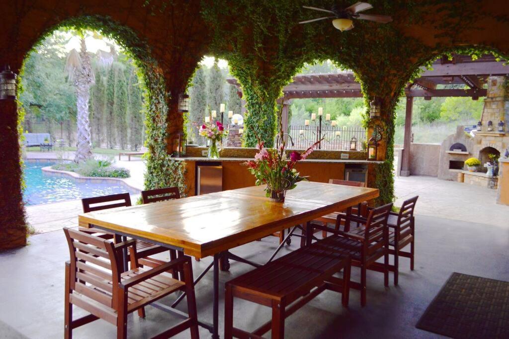 Villa At Cibolo Chase, A Private Resort With Pool Bulverde Exterior photo