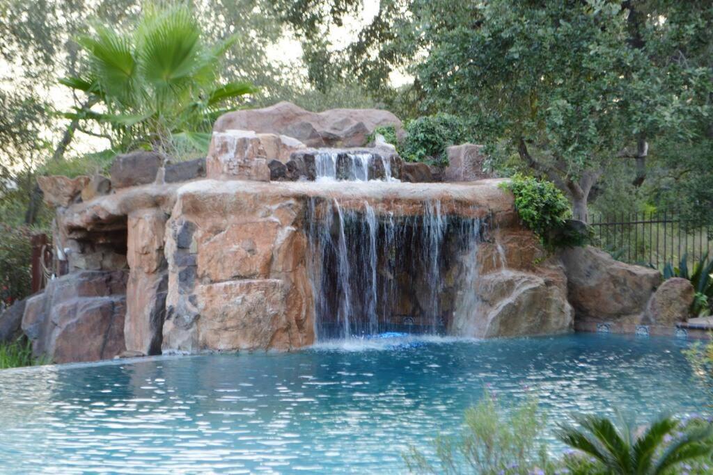 Villa At Cibolo Chase, A Private Resort With Pool Bulverde Exterior photo